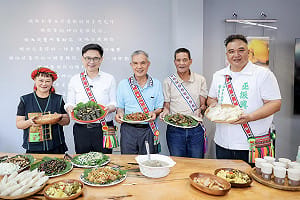 原民日與族人共作傳統美食 賴瑞隆：打造亞洲南島文化重鎮