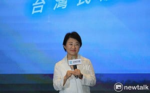 現身民眾黨慶高喊「藍白合」　盧秀燕：2026倒閣、2028倒賴