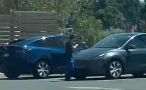 (影) 愛達荷In-N-Out驚傳槍響！ 槍手致3死7傷後自盡 民眾受困特斯拉無法逃生