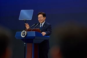 韓股連兩天熔斷讓民調往下跌？  李在明不滿意度達五成創就任新高...