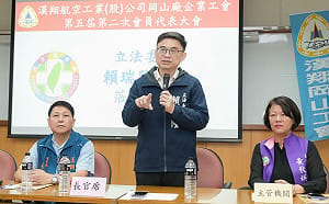 批嘴喊挺國防、立院卡無人機法案    賴瑞隆籲柯志恩支持行政院版本