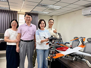 批賴瑞隆無心挺政院版無人載具條例    柯競辦：國民黨才是務實版本  