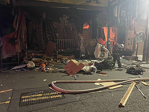彰基急診對面早餐店深夜氣爆！碎片炸飛波及2店家、1民宅