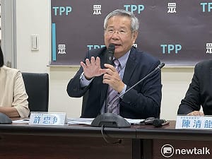 公務員赴中探親須交親友名單　許忠信批：陸委會勿用國安名義擴權