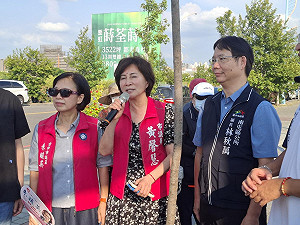 黃馨慧廖偉翔聯手爭取 樂田公園防曬升級 陽光公廁今年底完工