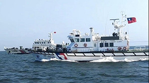 中國海警4艘船再侵金門限制水域  海巡一對一併航強勢驅離