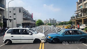 漢光42號小港機場道路阻絕演練　30多名召員上陣