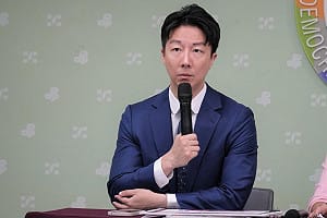 韓國瑜狂嗆傅崐萁！民進黨：誰是控制立法院的黑暗力量答案很明顯