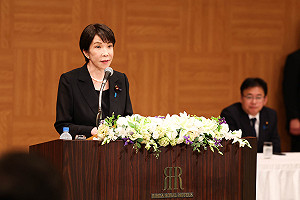 吐真言？ 高市早苗紀念式上堅持原則  但被問改「這東西」時納核武又這麼說...