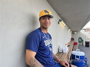 柯敬賢雙安棒打蘇嵐鴻　美職小聯盟台灣內戰教士贏