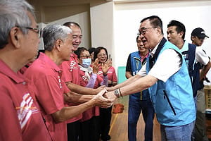 越籍攤商遭「出征」 李四川：嫁到台灣來就是台灣人