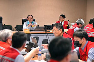 因應首次行動網路降速演練啟動跨部會應變中心　季連成：即時掌握狀況 確保民眾服務及政府運作順暢