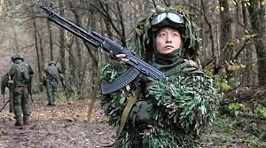 (影) 北韓大軍殺進俄烏戰場？最高恐達5萬人 俄砸12億盧布在「這裡」建訓練場