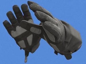 3秒內就可制伏目標! 助ICE鎮壓移民 美國土安全部大採購「電擊手套」
