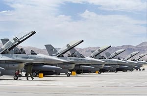 印巴空戰為何巴F-16戰機沒參戰? 印媒曝 : 竟因「這個」太短 只能在地面挨轟