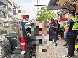 嘉義2歲幼童大熱天被鎖車內大哭  警消破窗救人
