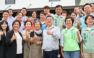 與賴、卓同框獨漏鄭麗文  藍營基層質疑王惠美「保持距離」