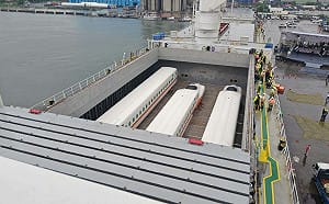 台灣高鐵N700ST正式抵台！首批12節完成卸運 畫面曝光
