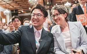 夜間市長被疑紅燈區合法化　沈伯洋笑：抹黑抹紅都經歷過 只剩抹黃