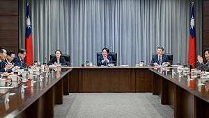 都是普發1萬差在哪？律師揭關鍵：去年藍白根本沒這權力