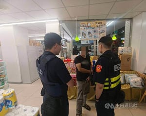 台中男陷台越跨國戀陷阱險寄金融卡　超商店員報警合力阻詐
