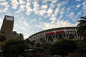 MLB通過教士39億美元出售案　創球隊收購價紀錄