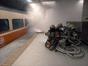 動員180人模擬莒光號遭恐攻！替「台南鐵路地下化」年底通車暖身
