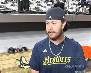 WBC澳洲投手杰克到兄弟一軍隨隊  盼再遇陳傑憲