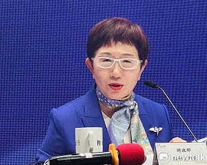 政院：「實質零舉債」普發現金1萬元  不可能再加碼發放