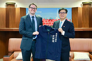 深化台美夥伴關係　AIT新任高雄分處長史崇理拜會陳其邁   
