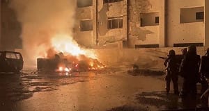 台南安南區驚傳大爆炸！空地疑違規堆置「鎂土」釀火災