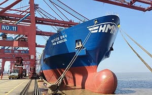 迴避中東戰火衝擊  韓貨輪首度試航北極航線 環團憂「加速極地融冰」