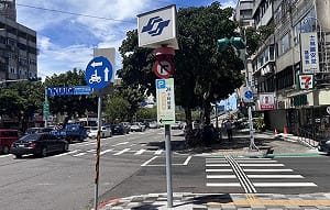 沒車也不准走？北市322處行人綠燈早關　陳怡潔籲全面體檢