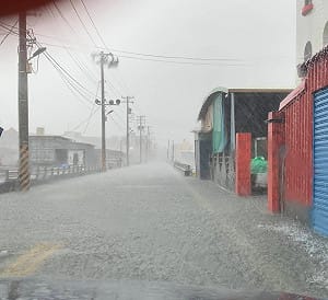 屏東24小時內狂炸540毫米雨量多處積淹水  縣長周春米發聲了！