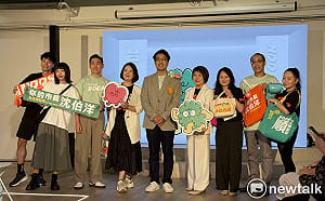 沈伯洋競選小物曝光　「奔奔、抱抱」吉祥物亮相、888元起開賣