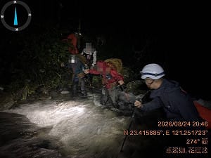 挑戰馬博橫斷女山友落水  搜救隊空拍發現倒臥待援