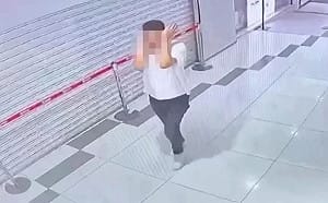 北捷搭手扶梯遭潑不明液體！女PO文稱「不像水」 警逮人送辦