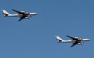 秀肌肉反制日本靠攏北約與再軍事化  俄Tu-142反潛機千島群島周邊實際投彈