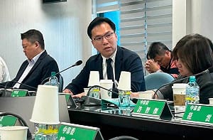 出席中常會、親赴行政院爭取經費     林智鴻為強化高雄防災韌性發聲！