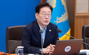 李在明否認派兵荷姆茲參戰  強調保護國民與航線的最低限度行動