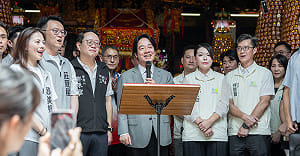 才說不談政治！賴清德同台高虹安：盼年底選出「清廉」的新竹市長