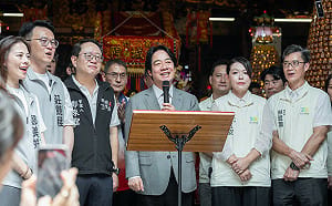 才說不談政治！賴清德同台高虹安：盼年底選出「清廉」的新竹市長