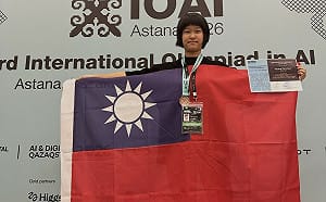 台灣首度參賽女力科技傳捷  雄女電資班黃品薰勇奪IOAI銅牌