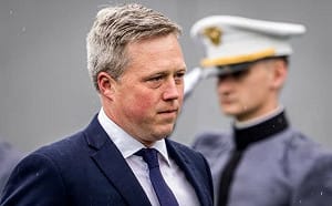 五角大廈內鬥再起！美陸軍部長突向川普請辭 與海格塞斯鬥爭數月終決裂