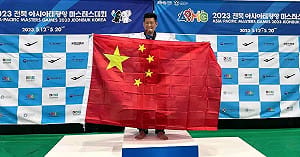 曾高舉五星旗！李東憲爆在中國貧病交迫想回台 他轟：報應！台灣不是資源回收場