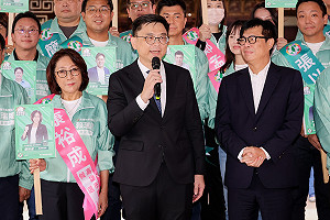 (影)率「高雄大聯盟」登記參選市長　賴瑞隆「全壘打宣言」：誓以魄力壯大高雄