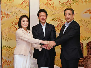 日本眾院最大在野黨面臨分裂  「這黨」被問是否收議員直回：現沒這打算！