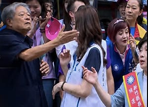 范振宗掌摑鄭麗文舉動引爭議 王婉諭：最糟糕的示範 
