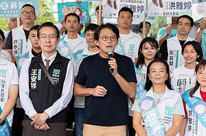 彰化縣長選戰挺藍？黃國昌突問「魏平政有拜託幫忙？」：主委一愣我就懂了