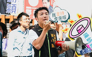 五分里長候選人王健陞遭爆有性侵前科   陳峙穎怒批不適格、里長父親表示不清楚 